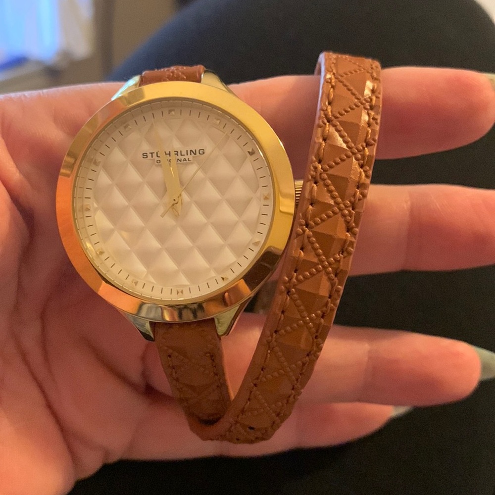 Stührling Women’s Leather Wrap Watch